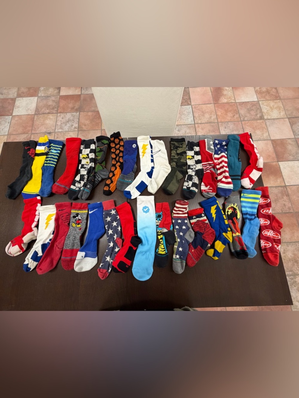 31 pairs of mid rise socks